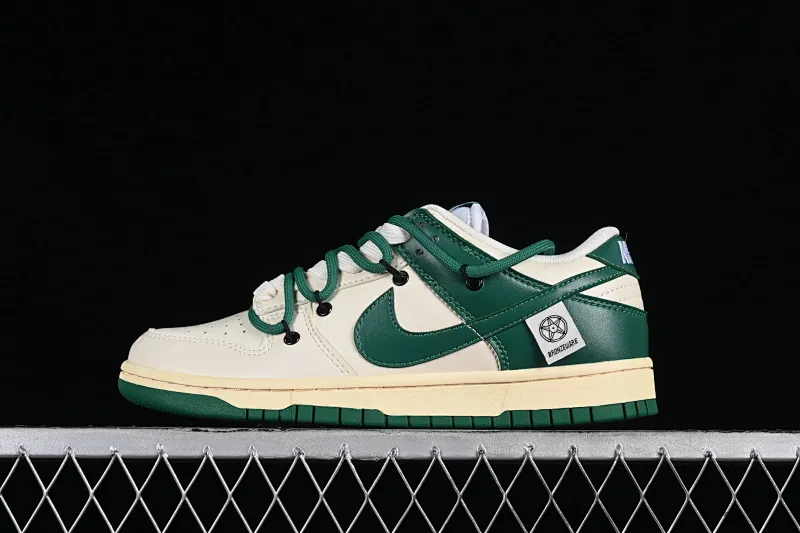 All Categories Nk SB Dunk Series Nk SB Dunk Low Low-top sneakers Nk Dunk Low Sanxingdui 2.0 Retro deconstruction style Old label SB strap low-top casual sneakers DD1503-112